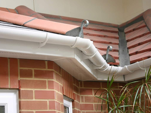 guttering replacement, rainwater Drainage systems, hemel Hempstead